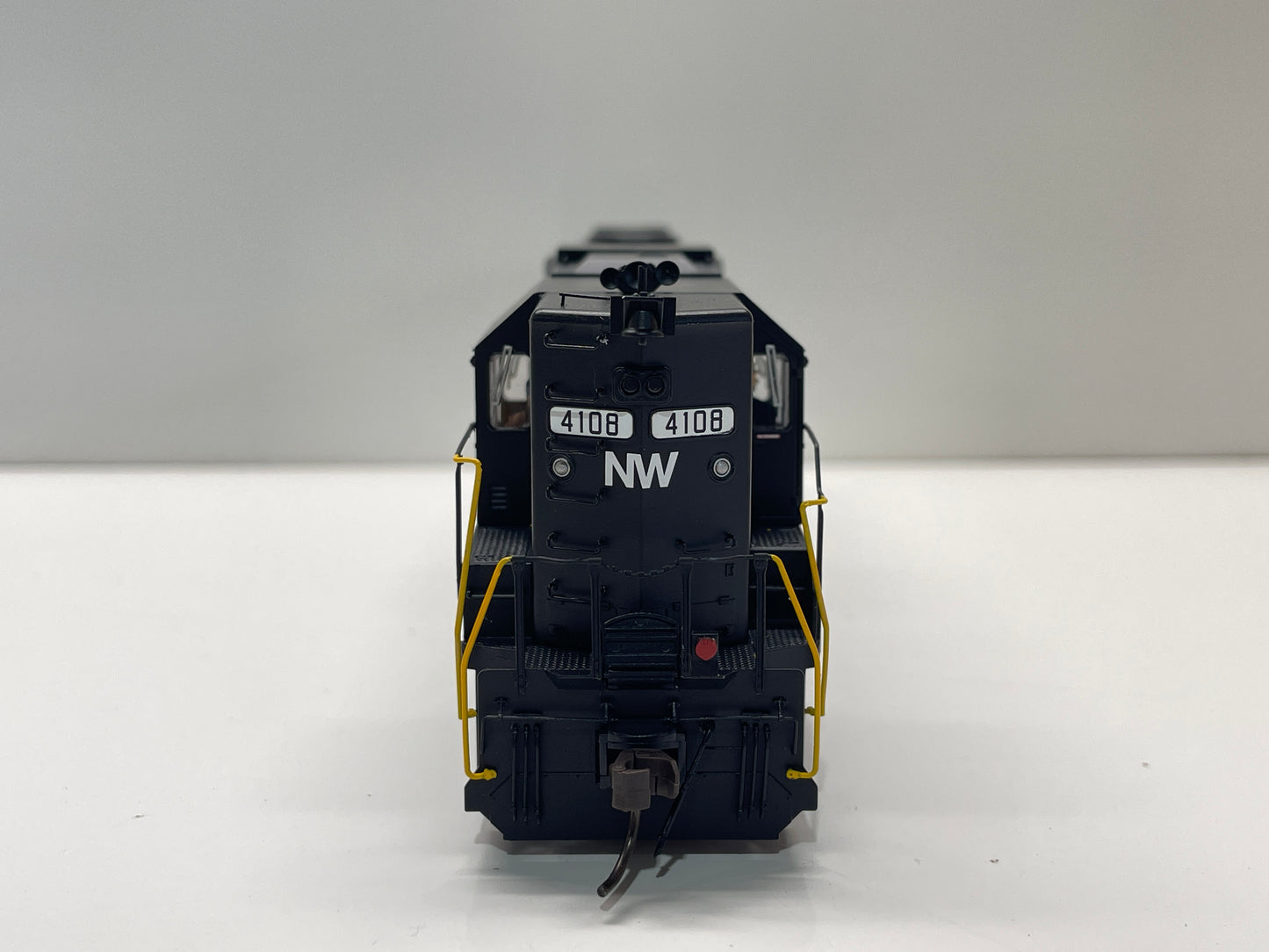 ATLAS MASTER SERIES GP38 DCC/LOC SOUND - NORFOLK & WESTERN