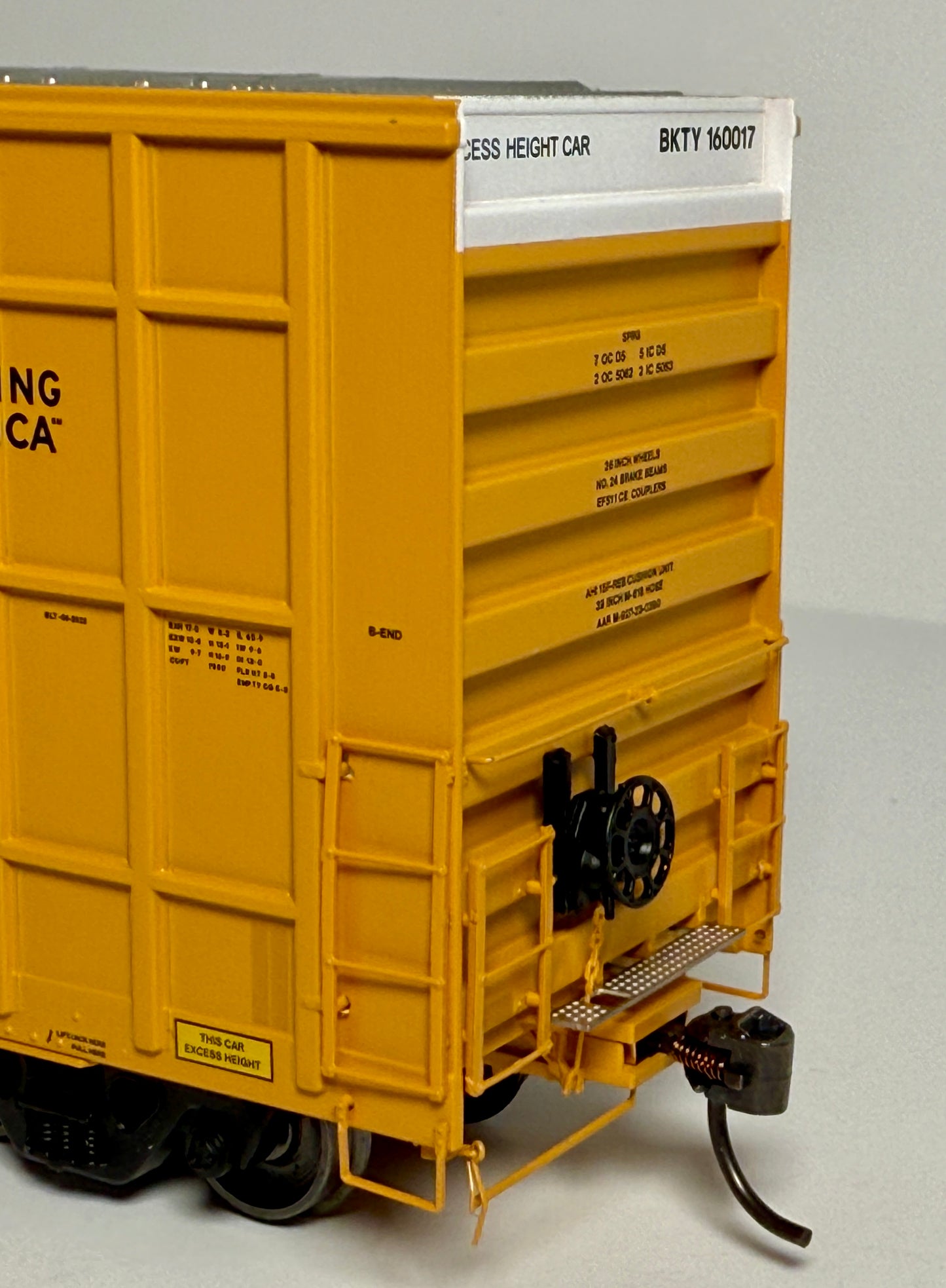 ATLAS MASTER GUNDERSON 7550 DOUBLE DOOR BOXCAR - UNION PACIFIC