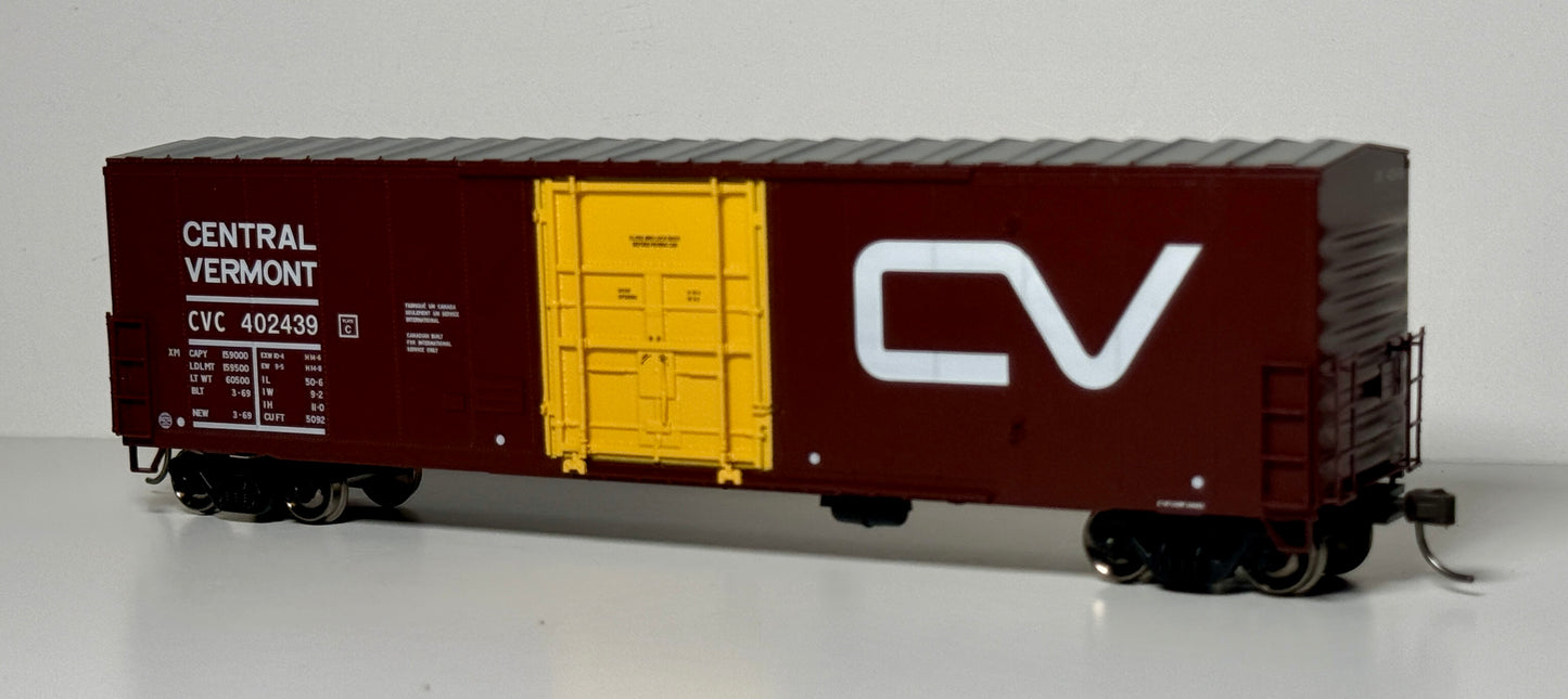 ATLAS MASTER NSC 50' NEWSPRINT BOXCAR - CENTRAL VERMONT (YELLOW DOOR)