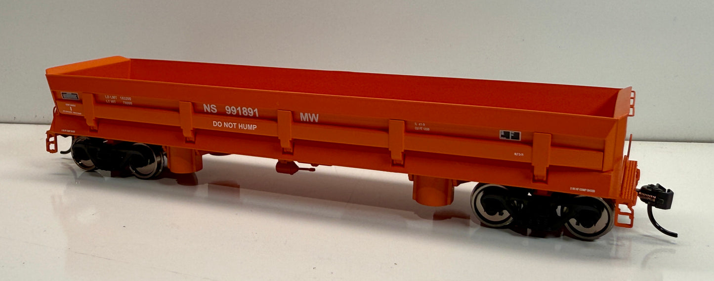 WALTHERS PROTO DIFCO SIDE DUMP CAR - NORFOLK SOUTHERN