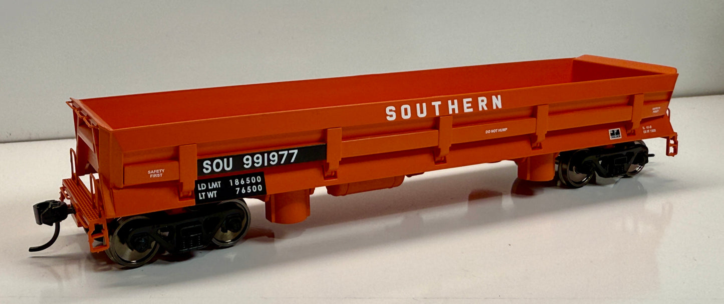 WALTHERS PROTO DIFCO SIDE DUMP CAR - SOUTHERN