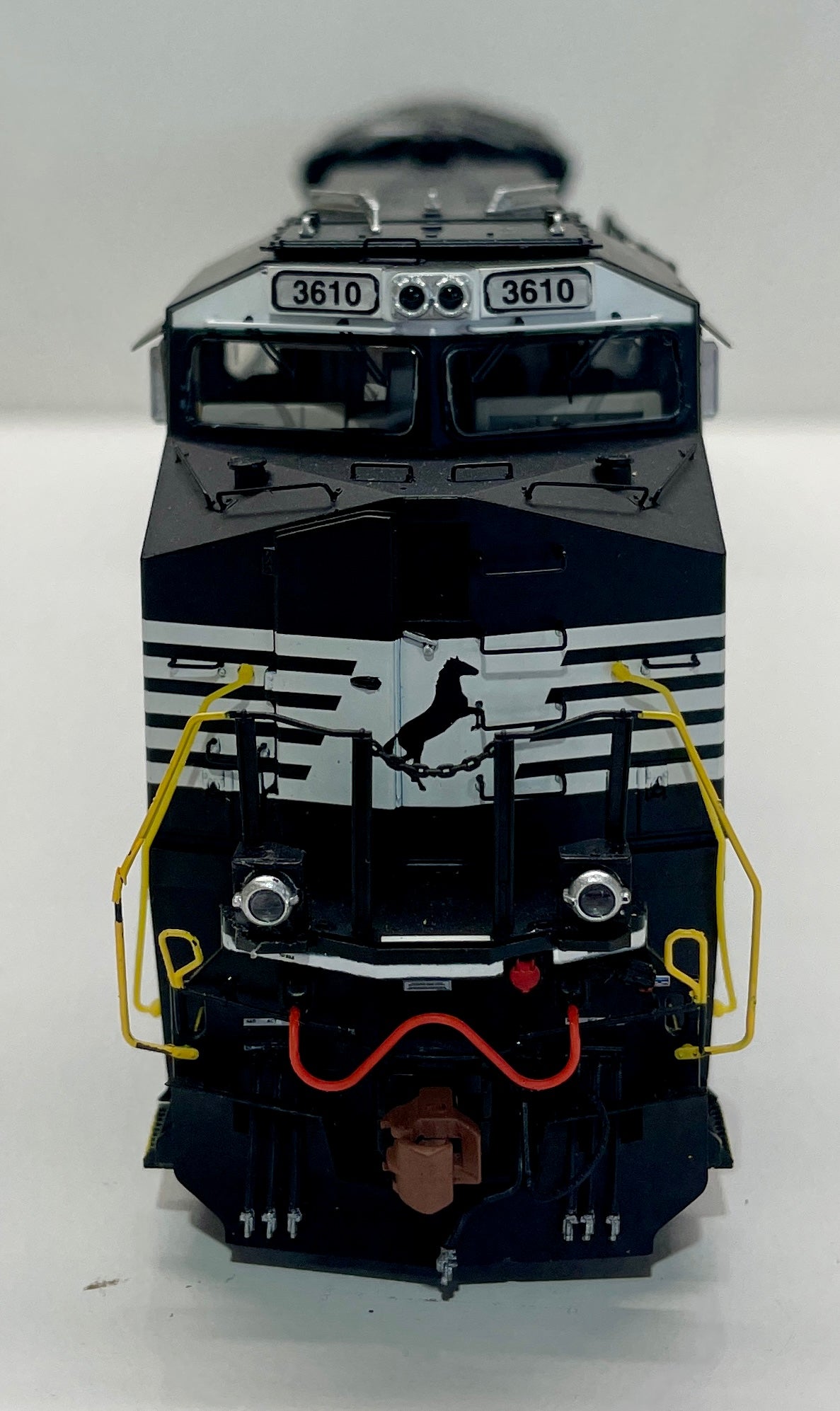 SCALE TRAINS GE ET44AC TIER 4 GEVO DCC/LOC SOUND - NS #3610