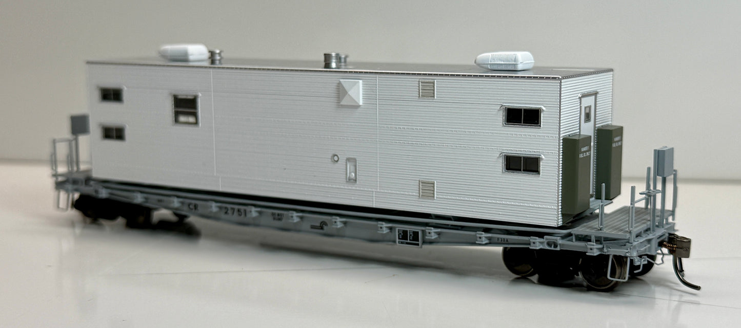 RAPIDO F30A 50' FLAT CAR W/CAMP VAN - CR MOW (SLEEPER)