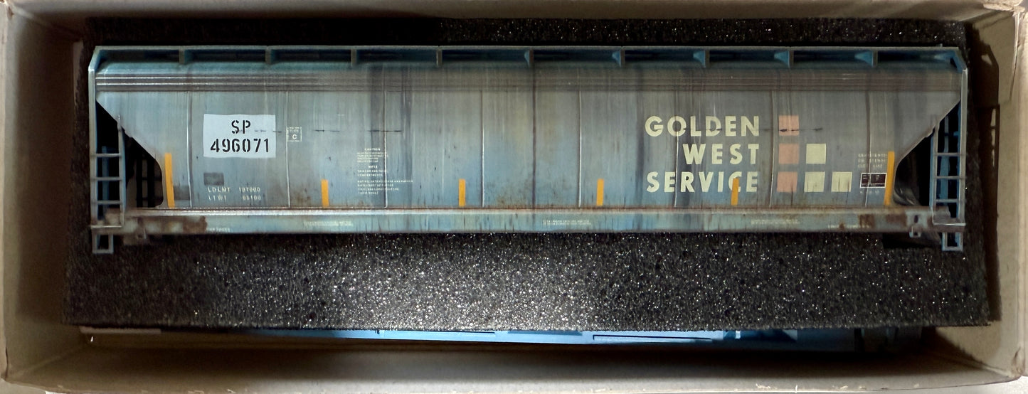 MICRO-TRAINS (ACCURAIL) "GRIT & GRIME" WEATHERED 3 BAY ACF COVERED HOPPER - UNION PACIFIC/EX-SP/EX-GWS