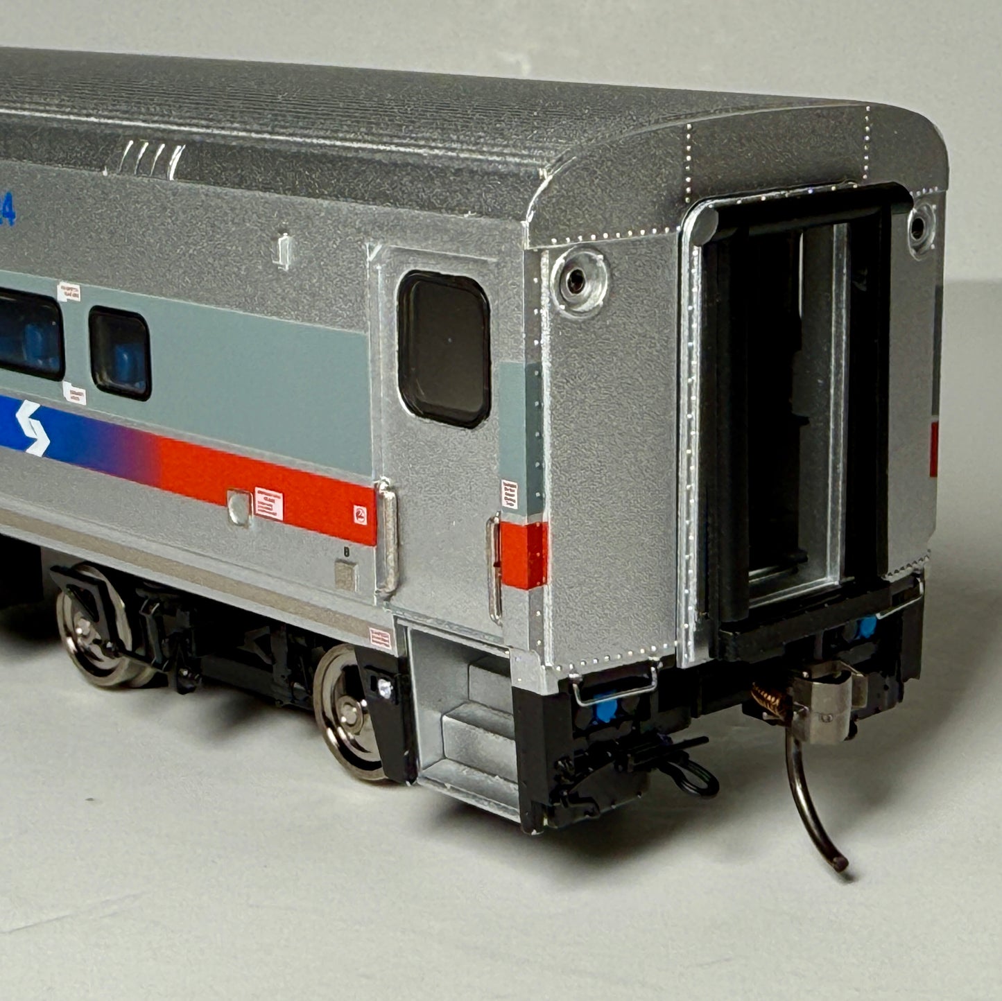 RAPIDO COMET COMMUTER CAR - SEPTA REBUILT COACH