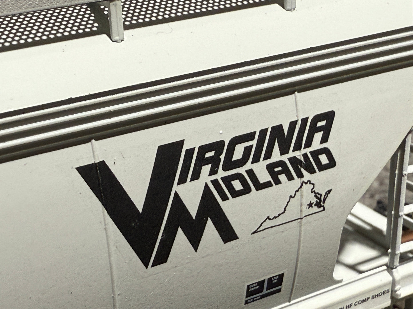 MT CUSTOMS VIRGINIA MIDLAND (VMID) INTERMOUNTAIN 2 BAY COVERED HOPPER