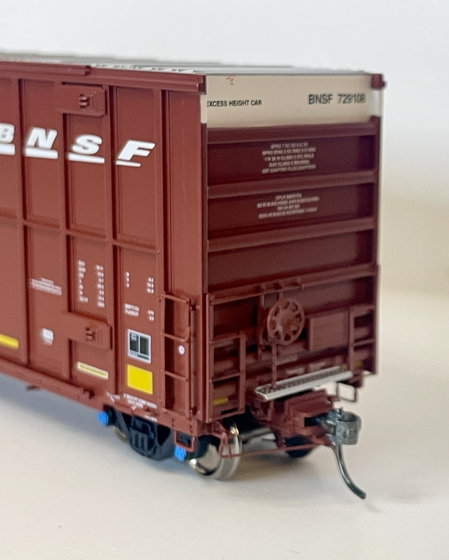 PRAIRIE SHADOWS TRINITY 50' HIGH CUBE BOXCAR - BNSF