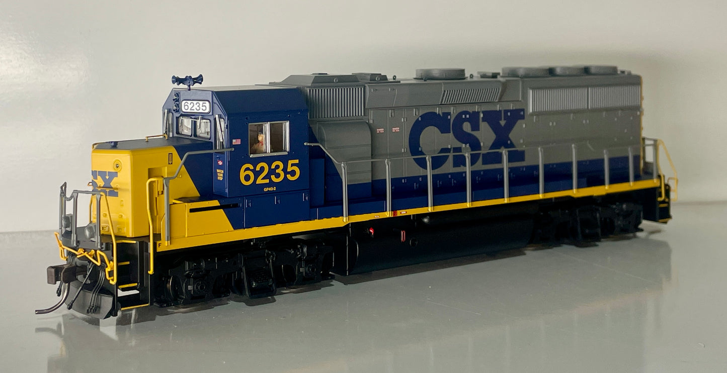 ATLAS MASTER SILVER GP40-2 DCC/SOUND - CSX