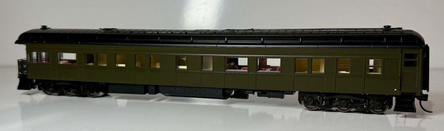 BROADWAY LIMITED BUSINESS CAR - UNLETTERED PULLMAN CREEN W/ CLERESTORY ROOF
