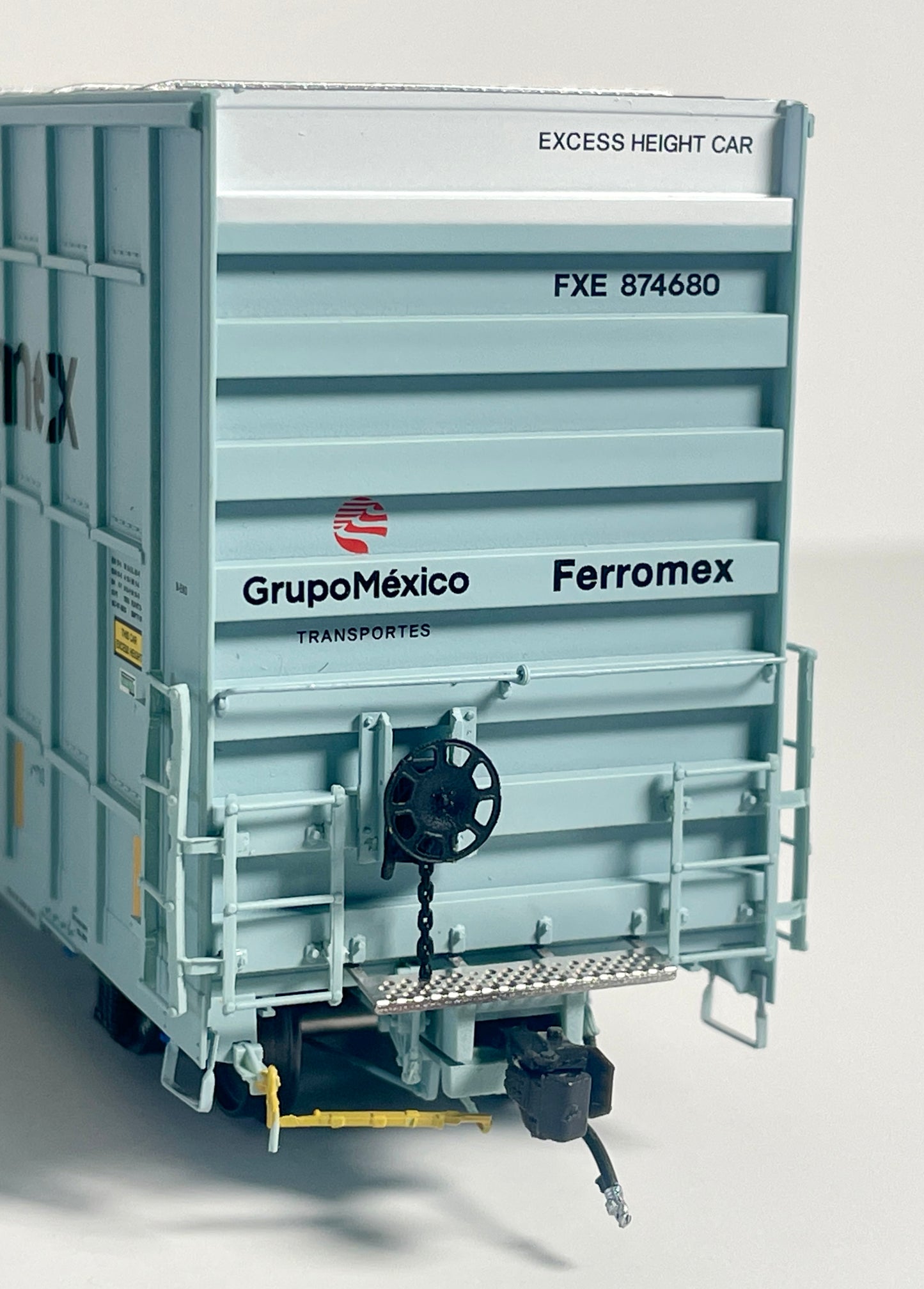 AURORA MINIATURES GREENBRIER 7550 CF 60' PLATE F BOXCAR - FERROMEX