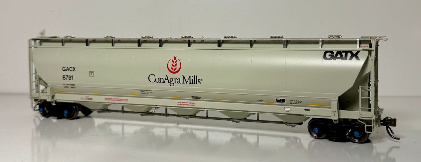 ATLAS MASTER TRINITY 5660 COVERED HOPPER - CON-AGRA MILLS (GACX)