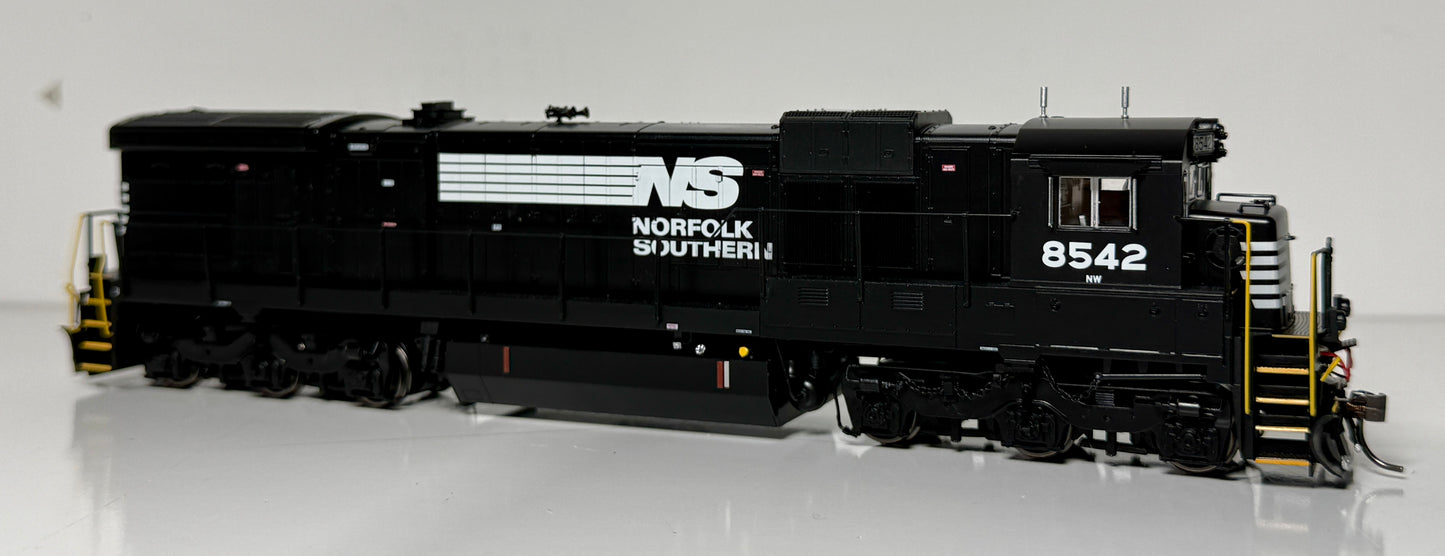 RAPIDO C36-7 DCC/LOKSOUND - NORFOLK SOUTHERN