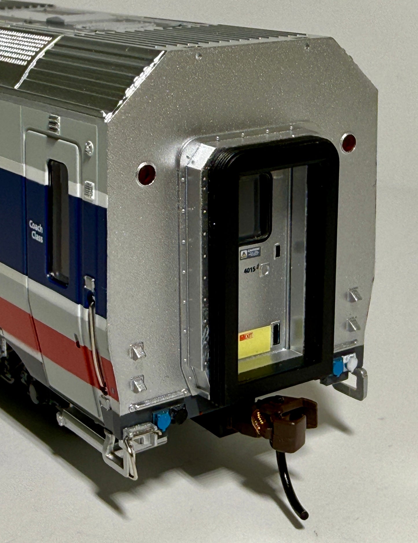 BACHMANN SIEMENS VENTURE COACH "COACH CLASS" LIGHTED - AMTRAK MIDWEST