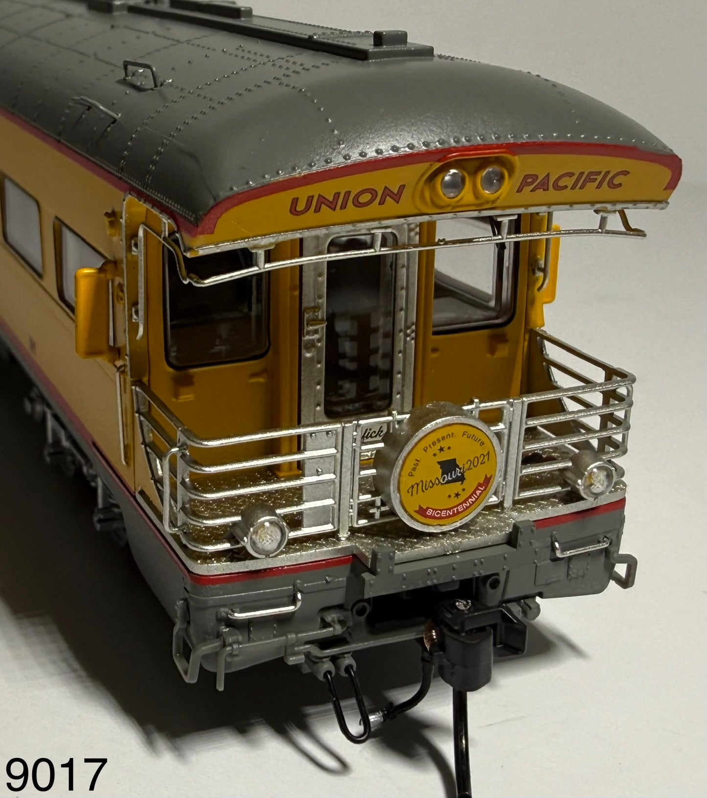 BROADWAY LIMITED BUSINESS CAR #119 KENEFICK WITH MISSOURI BICENTENIAL DRUMHEAD