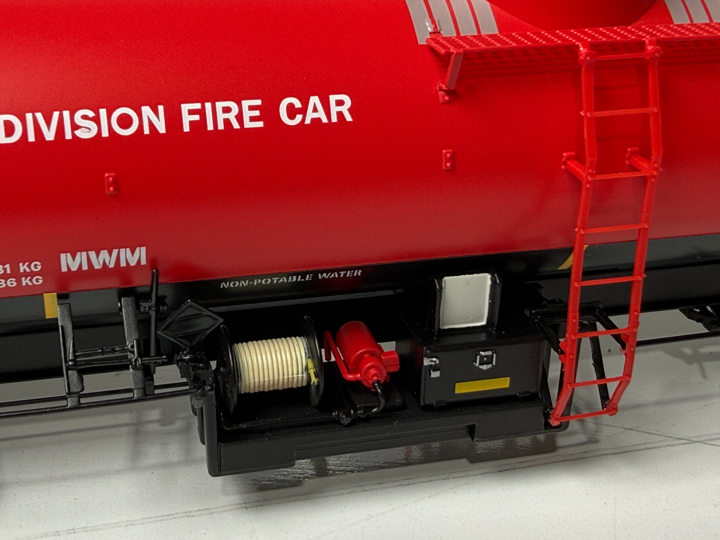ROKA GACX FIRE SERVICE WATER TANK CAR - BNSF/ATSF "MONTANA DIVISION"