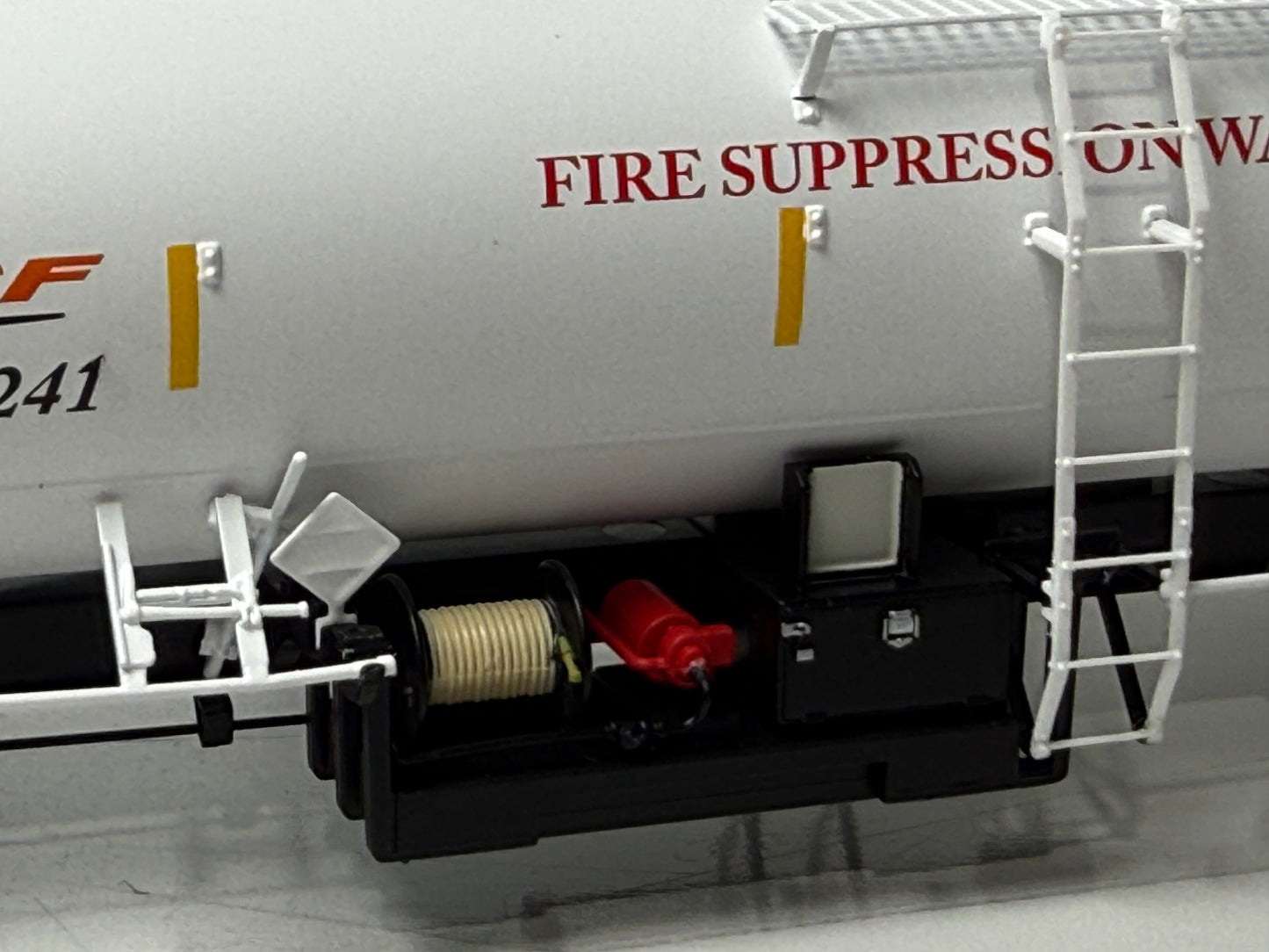 ROKA GACX FIRE SERVICE WATER TANK CAR - BNSF