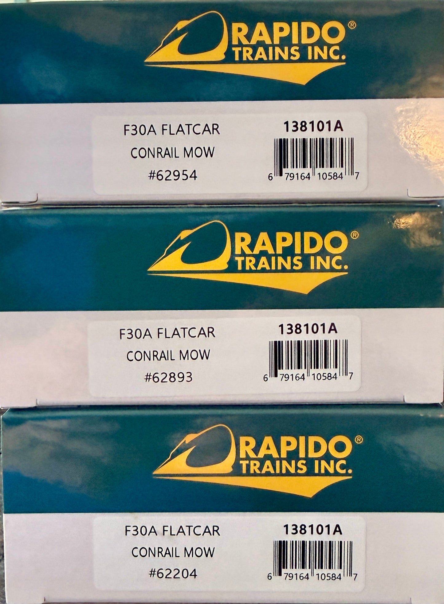 RAPIDO HO F30A 50' FLAT CAR W/CAMP VAN- CONRAIL MOW 3-Pack (KITCHEN, DINING, OFFICE) (Copy)