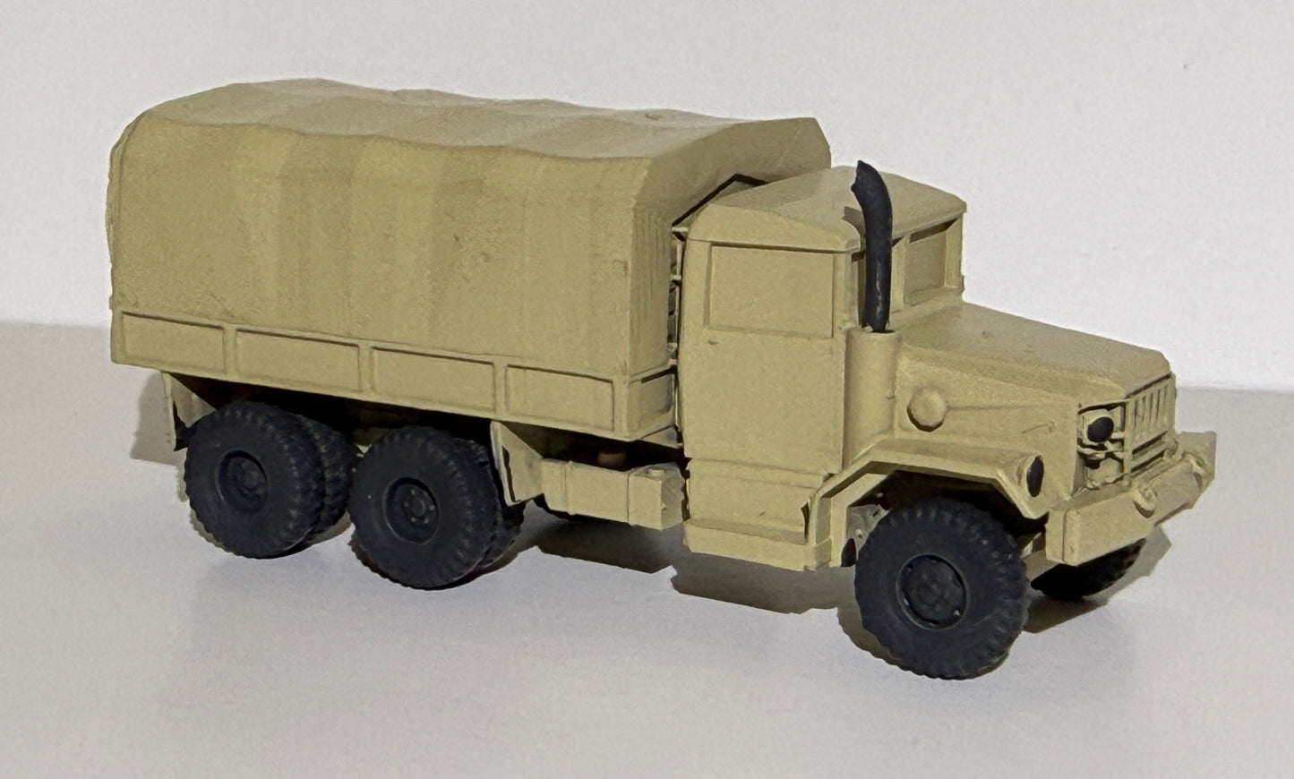 RECON 341 US ARMY M35 2 1/2 TON TRUCK W/COVER - DESERT CAMO