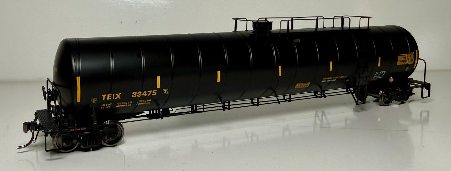 ROKA PROTOTYPE MODEL DOT-112 ARI SPIRAL TANK CAR - CBTX (BUTANE UN 1075 PLACARD)