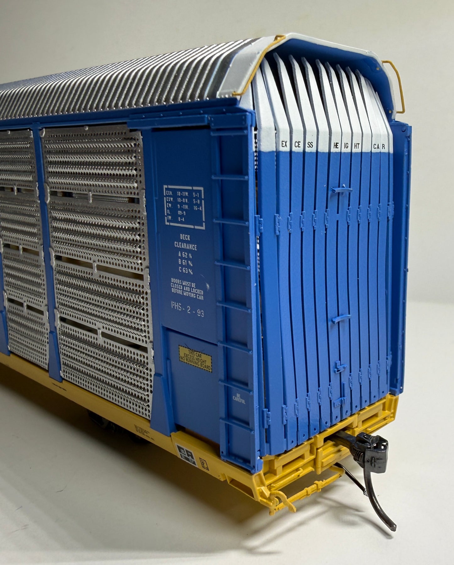PRAIRIE SHADOWS 89' RAVE 1 AUTO RACK - GRAND TRUNK (SMALL LOGO)