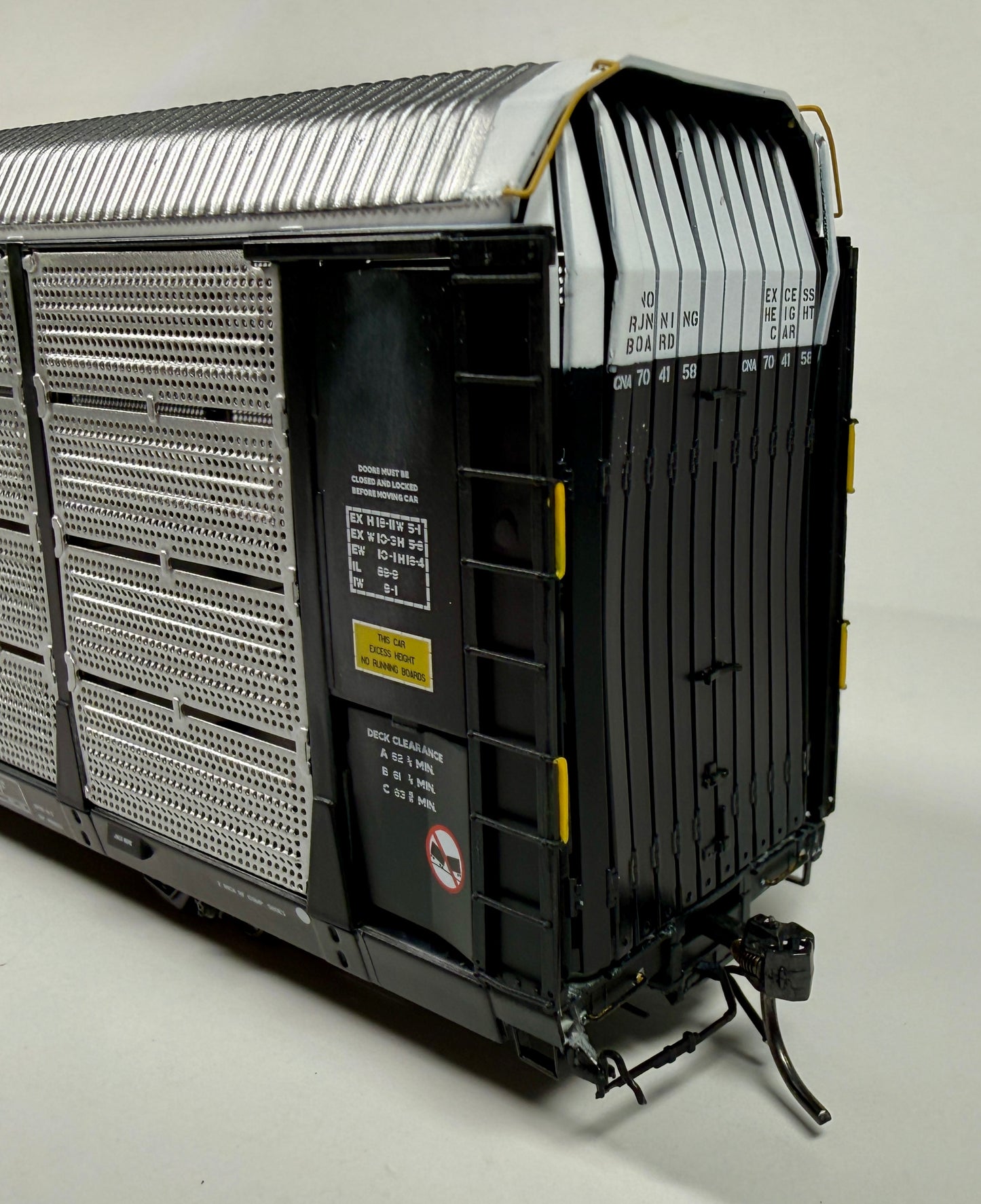 PRAIRIE SHADOWS 89' RAVE 1 AUTO RACK - CANADIAN NATIONAL (CNA REPORTING MARKS)