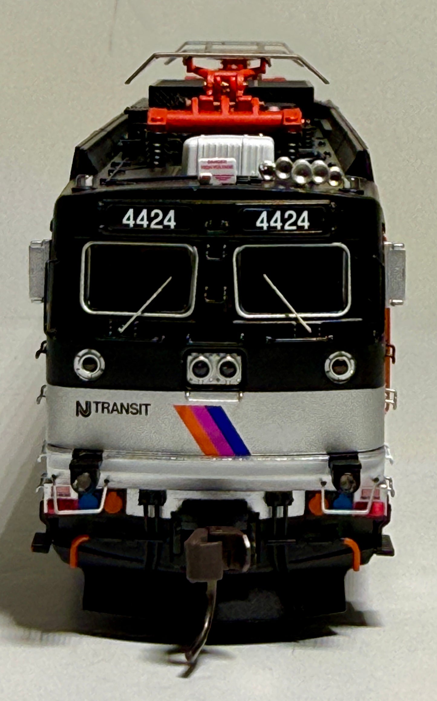 ATLAS MASTER SILVER ALP44 - NJ TRANSIT