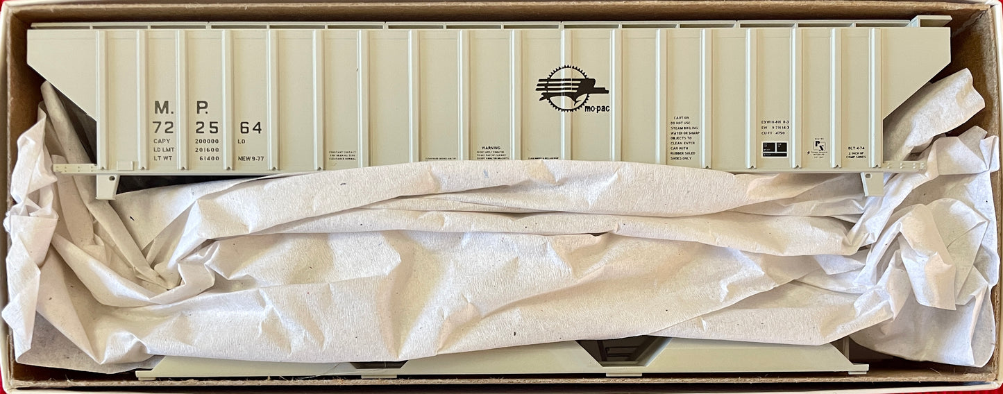 ACCURAIL PS 4750 COVERED HOPPER- MO-PAC