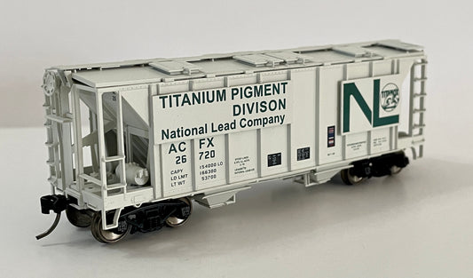 BOWSER 70 TON COVERED HOPPER- NATIONAL LEAD
