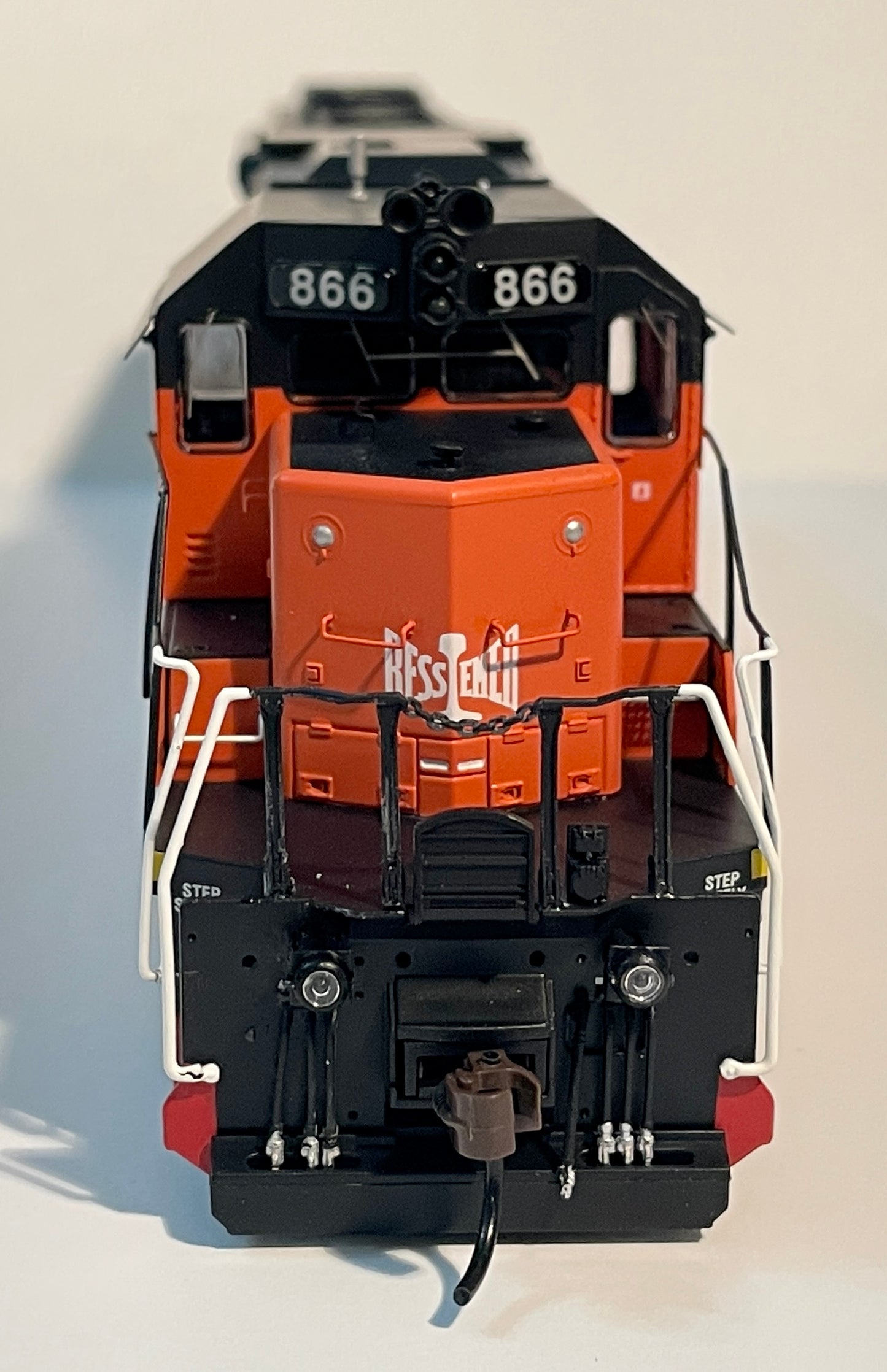 ATHEARN RTR SD38 - B&LE DCC READY