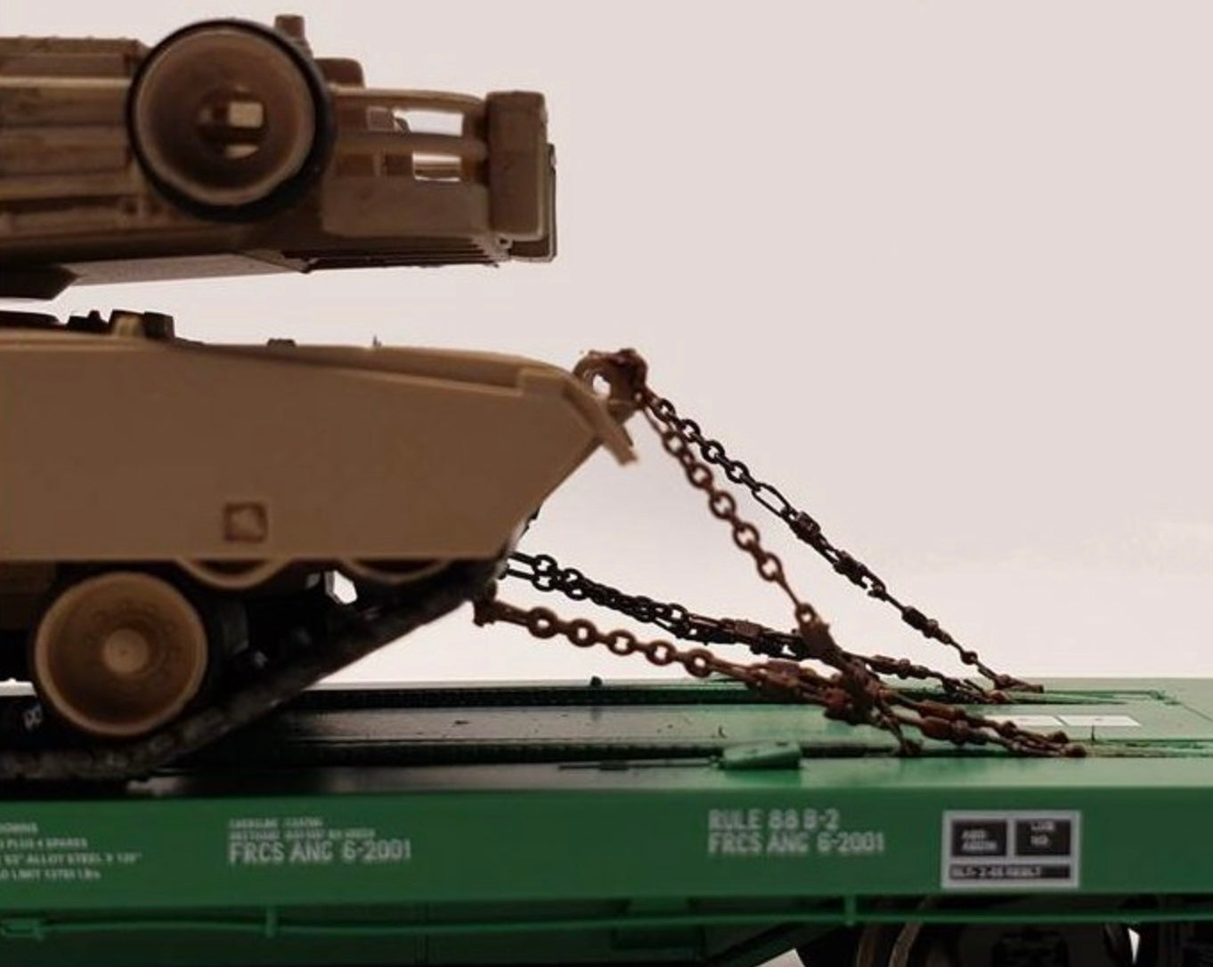 SPRING MILLS DEPOT - TIE DOWN CHAINS (PACK OF 20 CHAINS) FOR SMD DODX FLAT CARS
