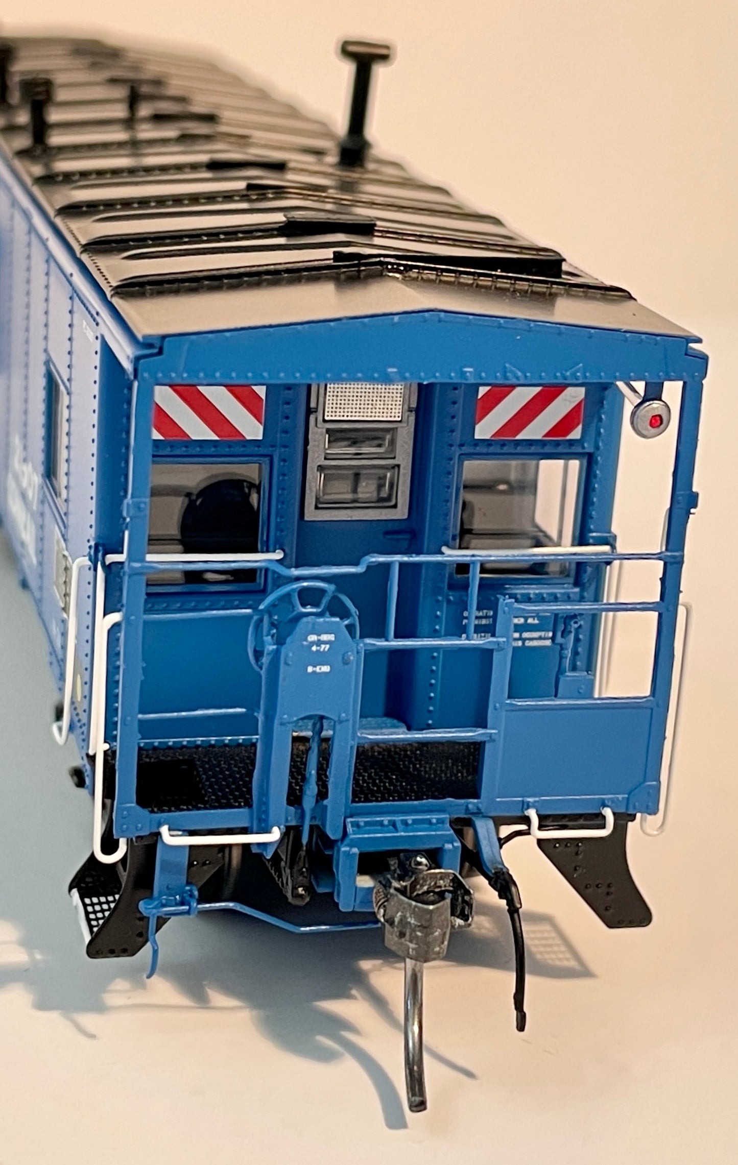 Tangent ST. LOUIS CAR COMPANY N7A CABOOSE - CONRAIL