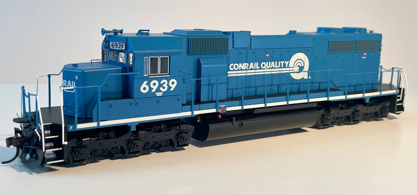 ATHEARN RTR SD38 - CONRAIL    DCC READY