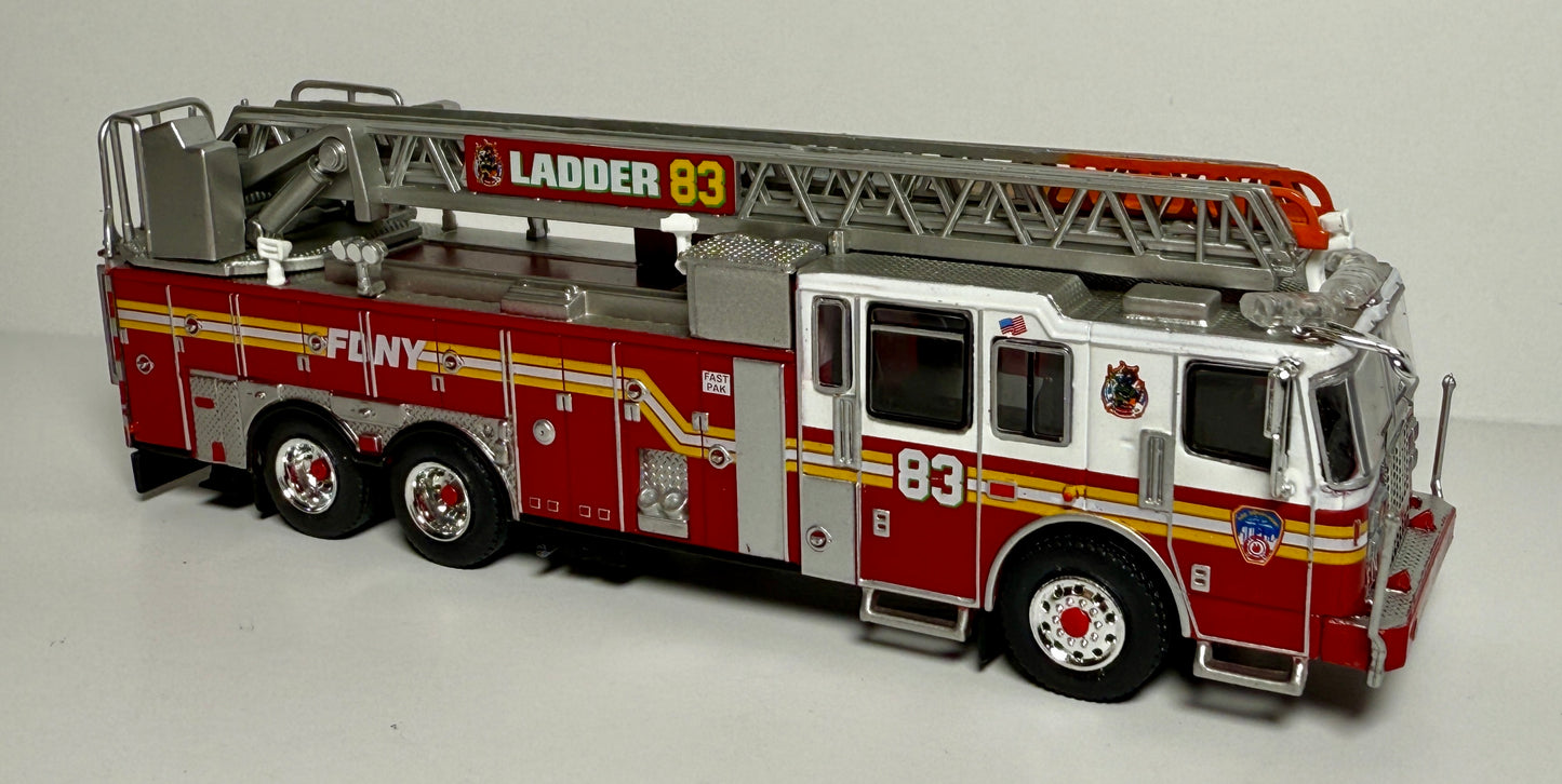 BREKINA PCX87 FDNY LADDER #83 - STATEN ISLAND WESTERLEIGH