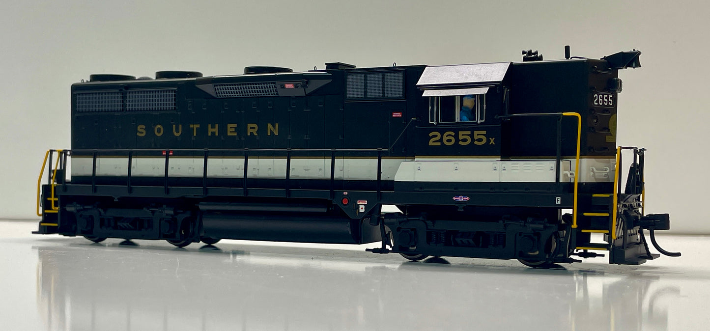 WALTHERS PROTO EMD GP35 DCC READY  - SOUTHERN RWY