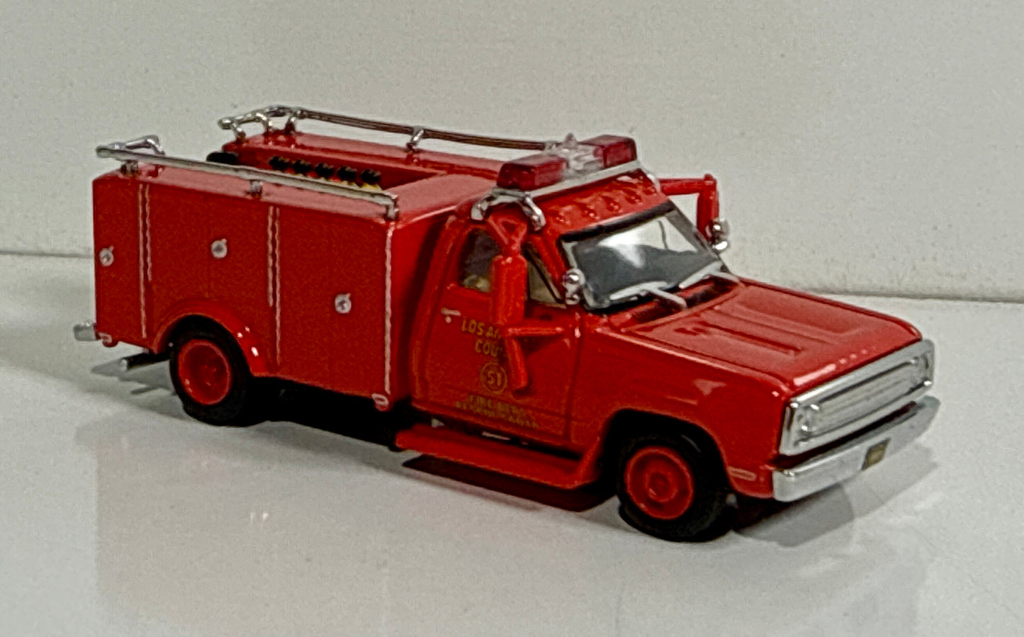 ICONIC REPLICAS SQUAD 51 LA COUNTY FD 1974 DODGE 300 RESCUE UNIT