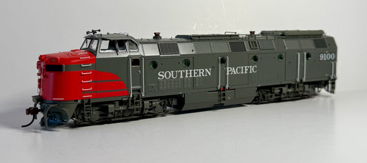 PIKO KRAUSS-MAFFEI ML4000 DIESEL/HYDRUALIC LOCO (MODIFIED) DCC/SOUND - SOUTHERN PACIFIC