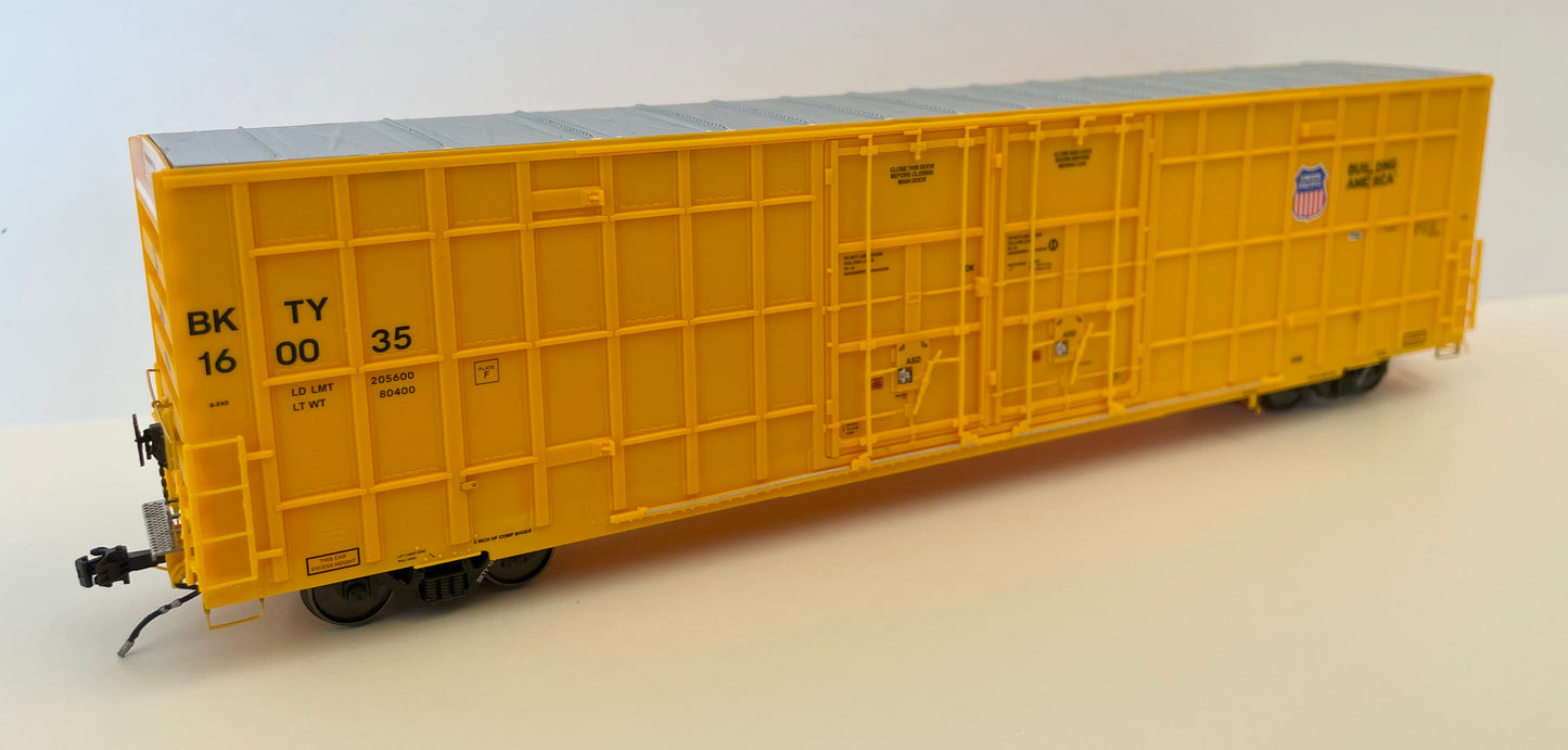 AURORA MINIATURES GREENBRIER 7550 CF 60' PLATE F BOXCAR UP (BKTY)