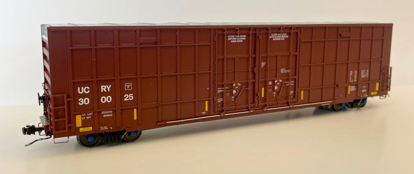 AURORA MINIATURES GREENBRIER 7550 CF 60' PLATE F BOXCAR (UCRY)