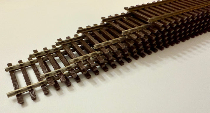 MICRO ENGINEERING CODE 100 NON WEATHERED FLEX TRACK – Makin' Tracks