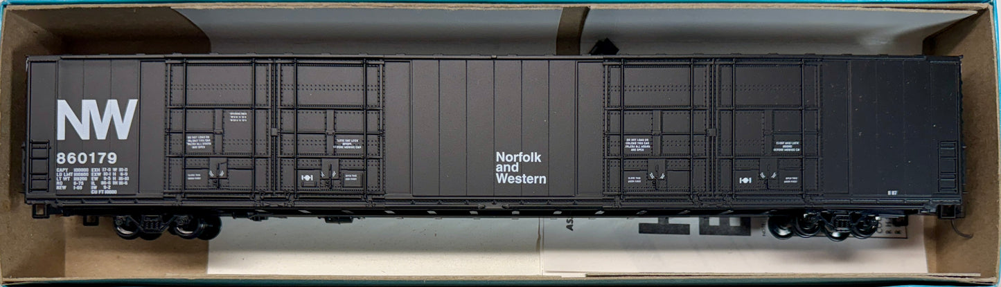 ATHEARN BLUE BOX BUILT KIT 8 DOOR 86' HIGH CUBE BOXCAR - NORFOLK & WESTERN