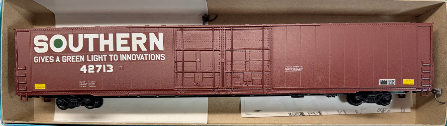 ATHEARN BLUE BOX BUILT KIT 4 DOOR 86' HIGH CUBE BOXCAR - SOUTHERN