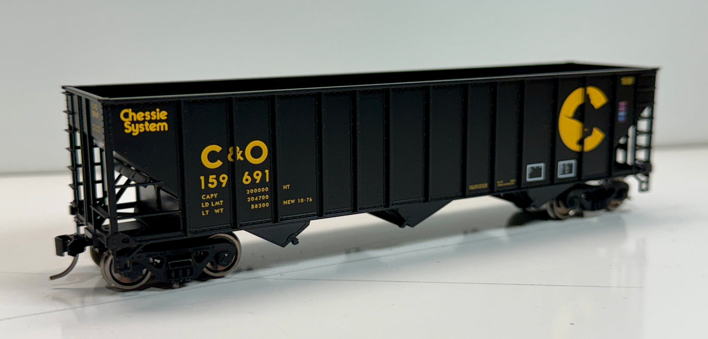 BOWSER 100 TON COAL HOPPER - CHESSIE C&O