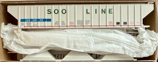 ACCURAIL PS 4750 COVERED HOPPER- SOO LINE - ICE (PATCHED)