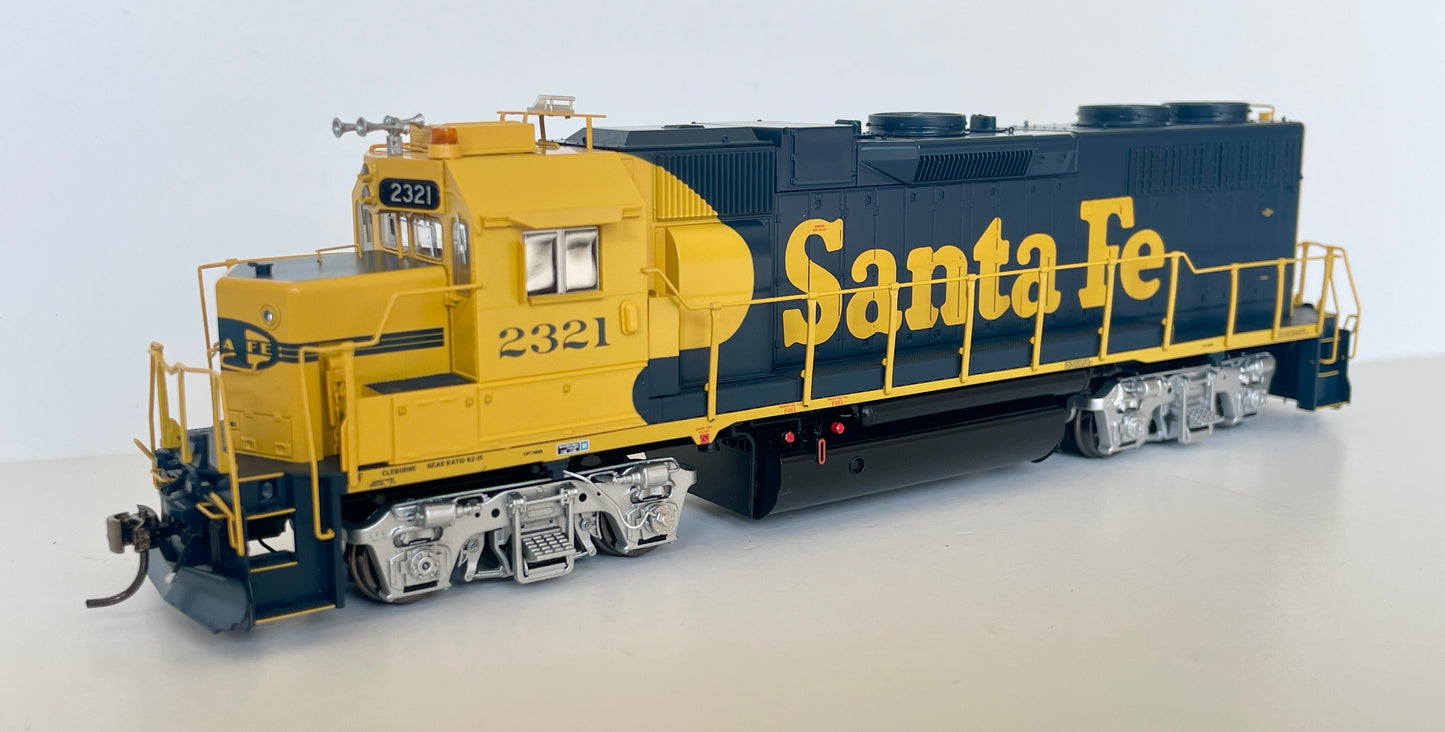 RAPIDO EMD GP38 DCC/LOC SOUND - SANTA FE