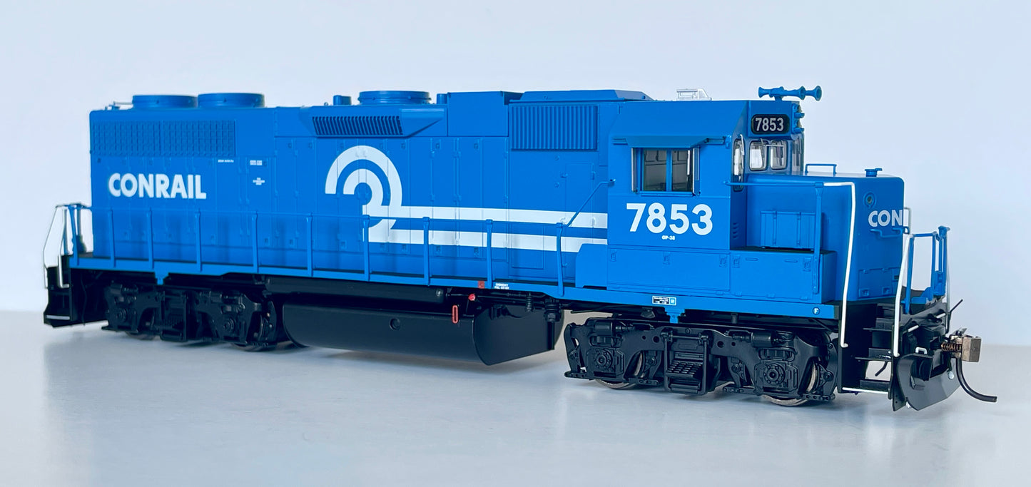 RAPIDO EMD GP38 DCC/LOC SOUND - CONRAIL