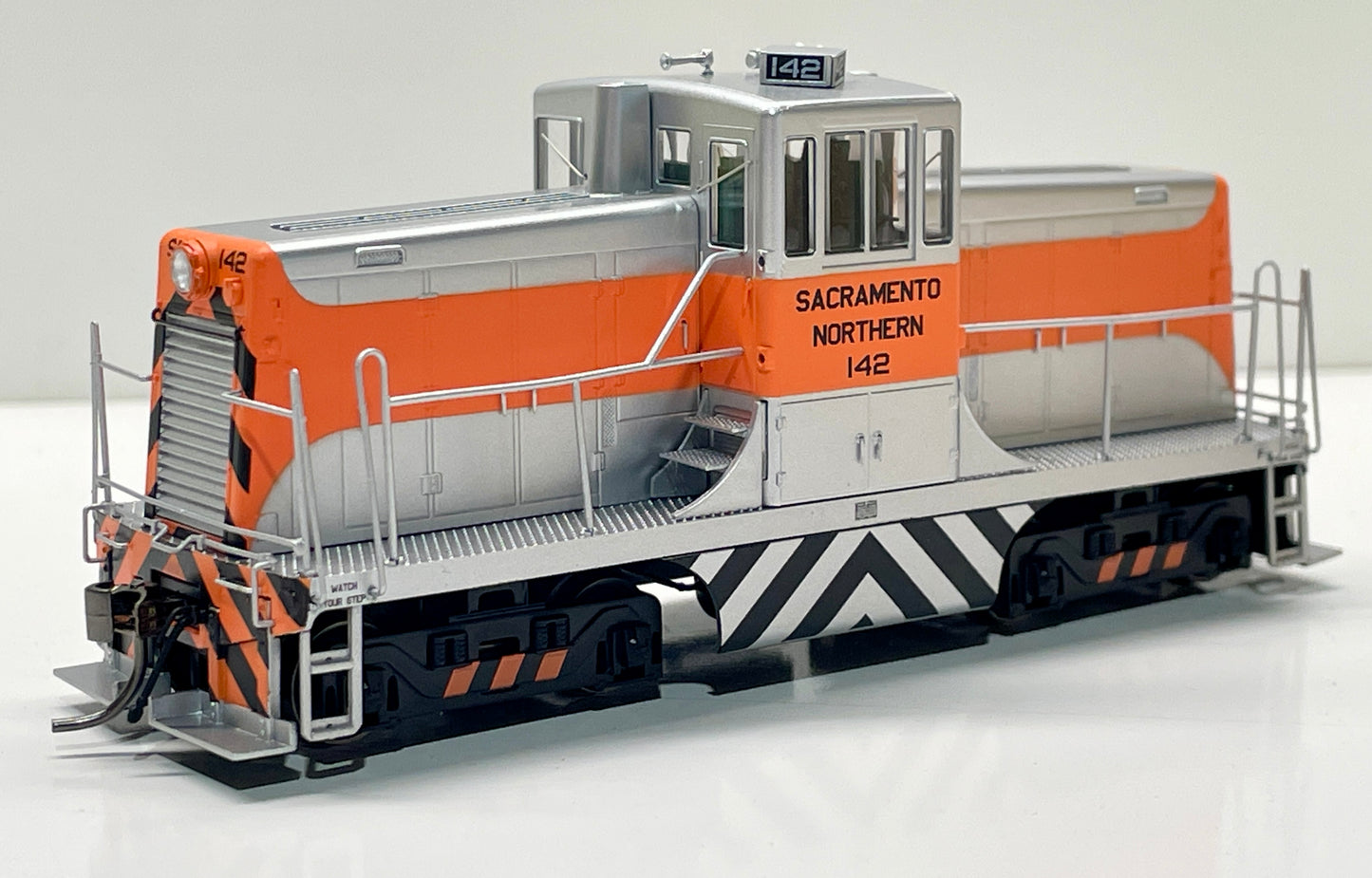 RAPIDO HOBBYTYME SPECIAL GE 44 TON SWITCHER DCC/LOC SOUND - SACRAMENTO NORTHERN