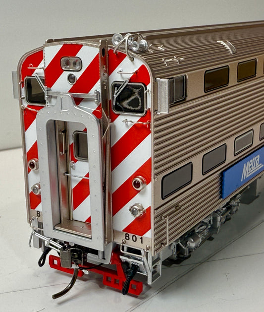 RAPIDO BUDD GALLERY COMMUTER CARS - METRA BURLINGTON SET W/CAB CAR