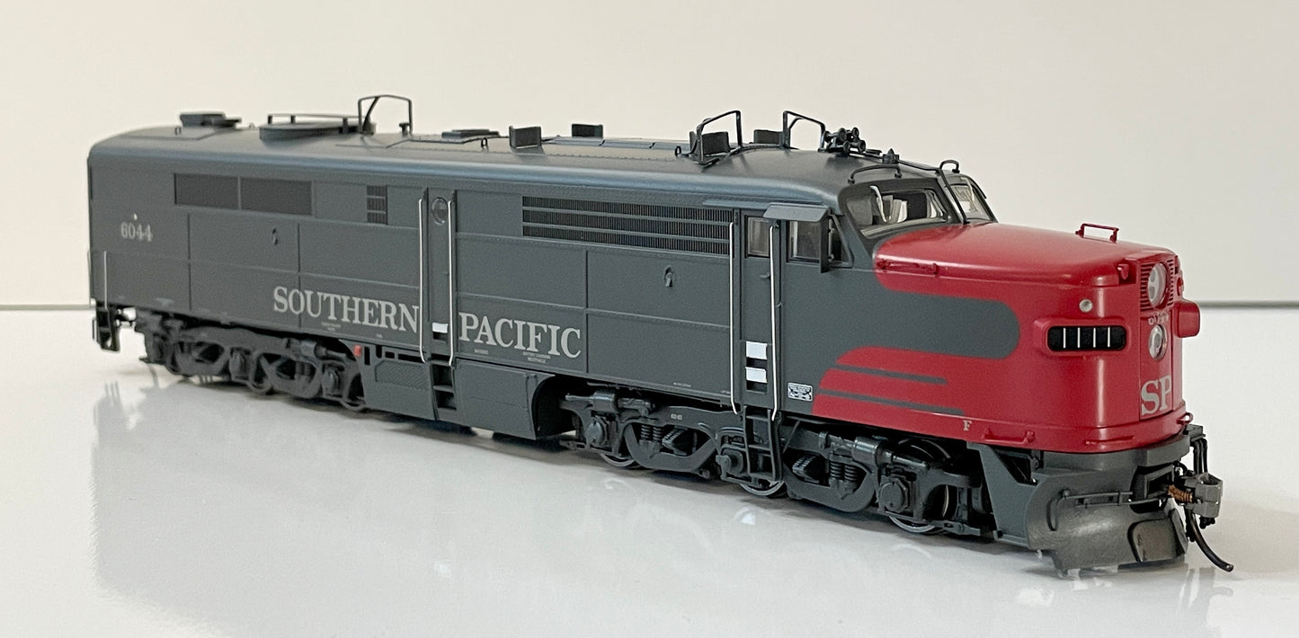 RAPIDO SOUTHERN PACIFIC "BLOODY NOSE" ALCO PA1/DC (DCC RE