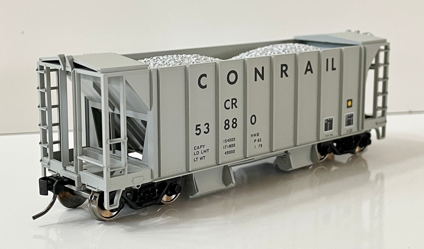 BOWSER BALLAST HOPPER- CONRAIL GREY