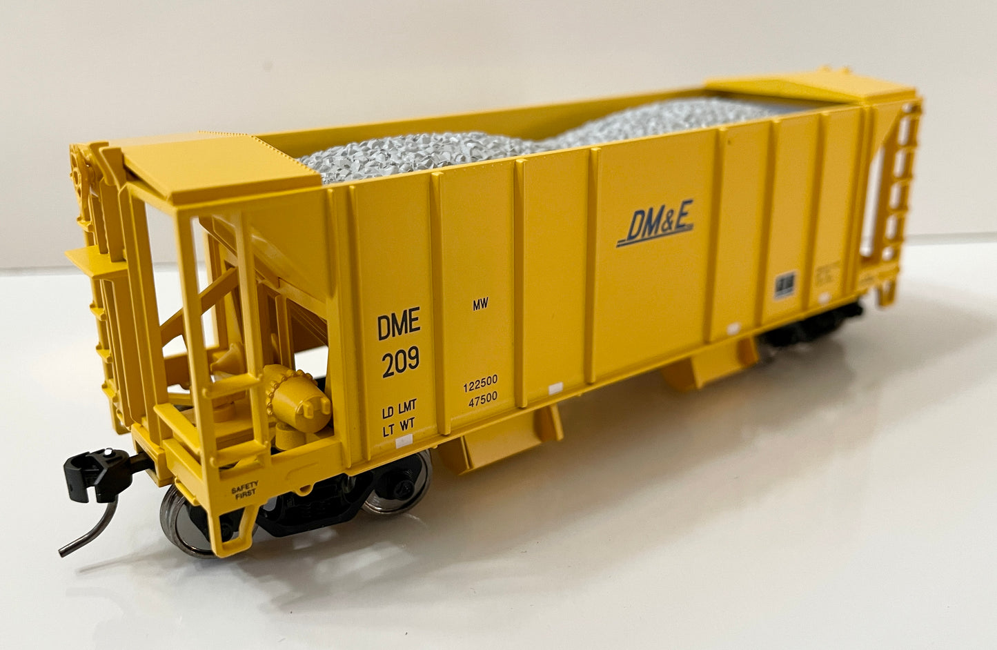 BOWSER BALLAST HOPPER- DME